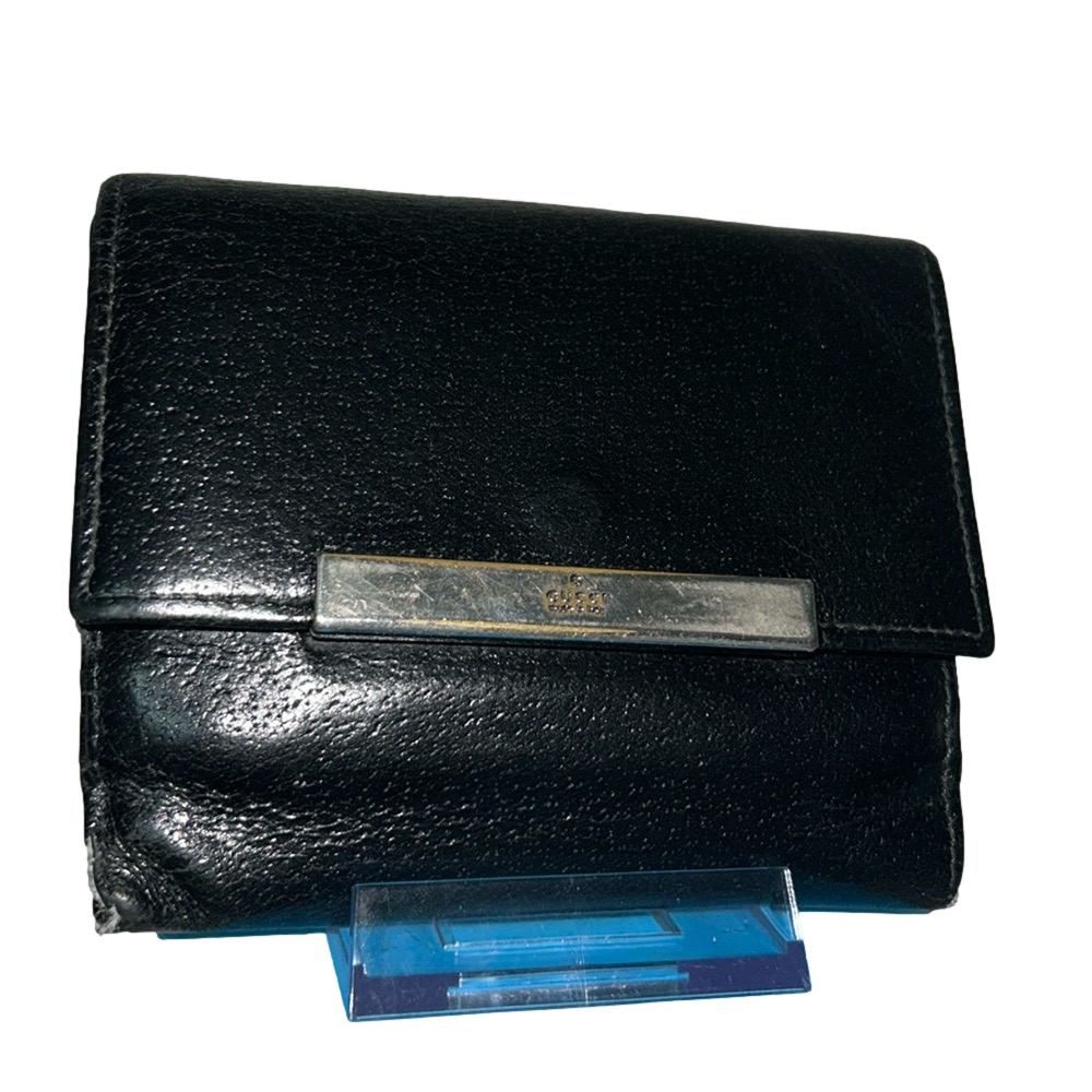 GUCCI Authentic Vintage Black Leather Wallet with Silver Accent